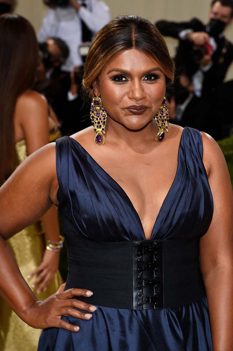 Stunning Sapphire Mindy Kaling Goes Blue 2021 Met Gala