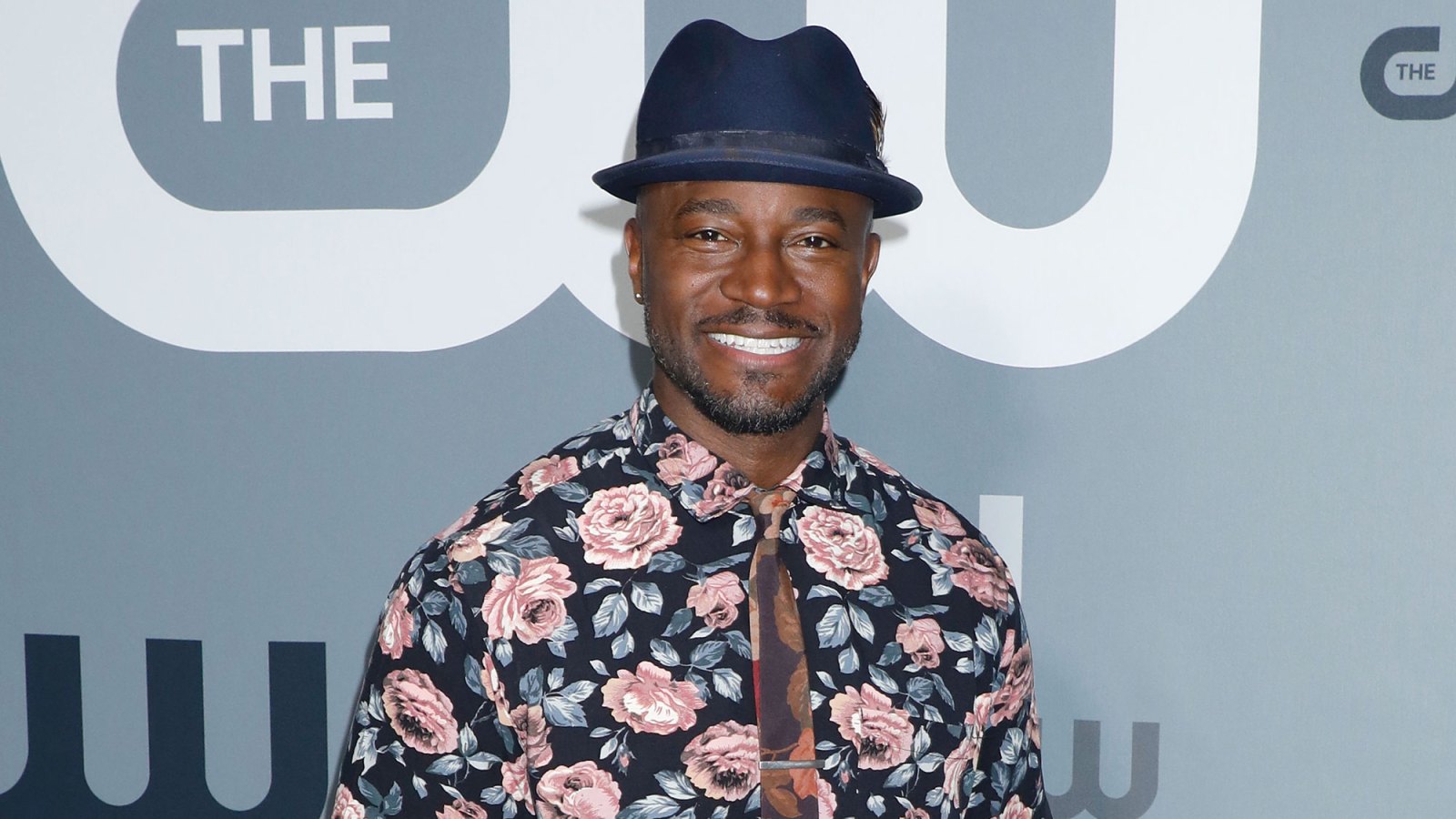 Taye Diggs Shows Supports Idina Menzel After She Called Him Judgy