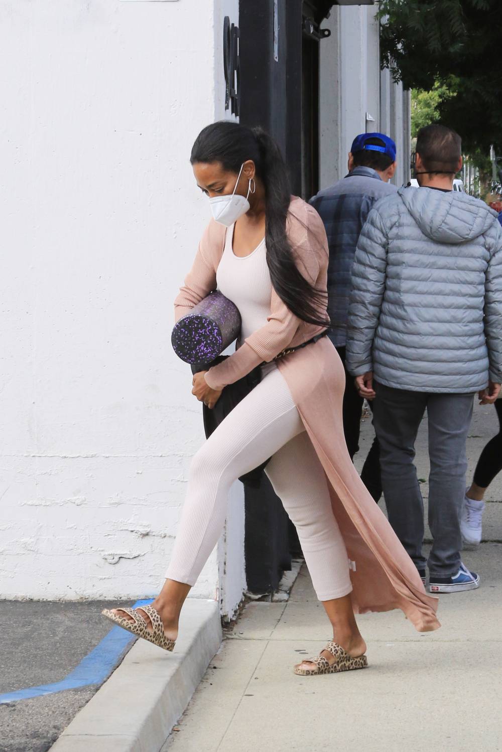 Kenya Moore leaving the dance studio.