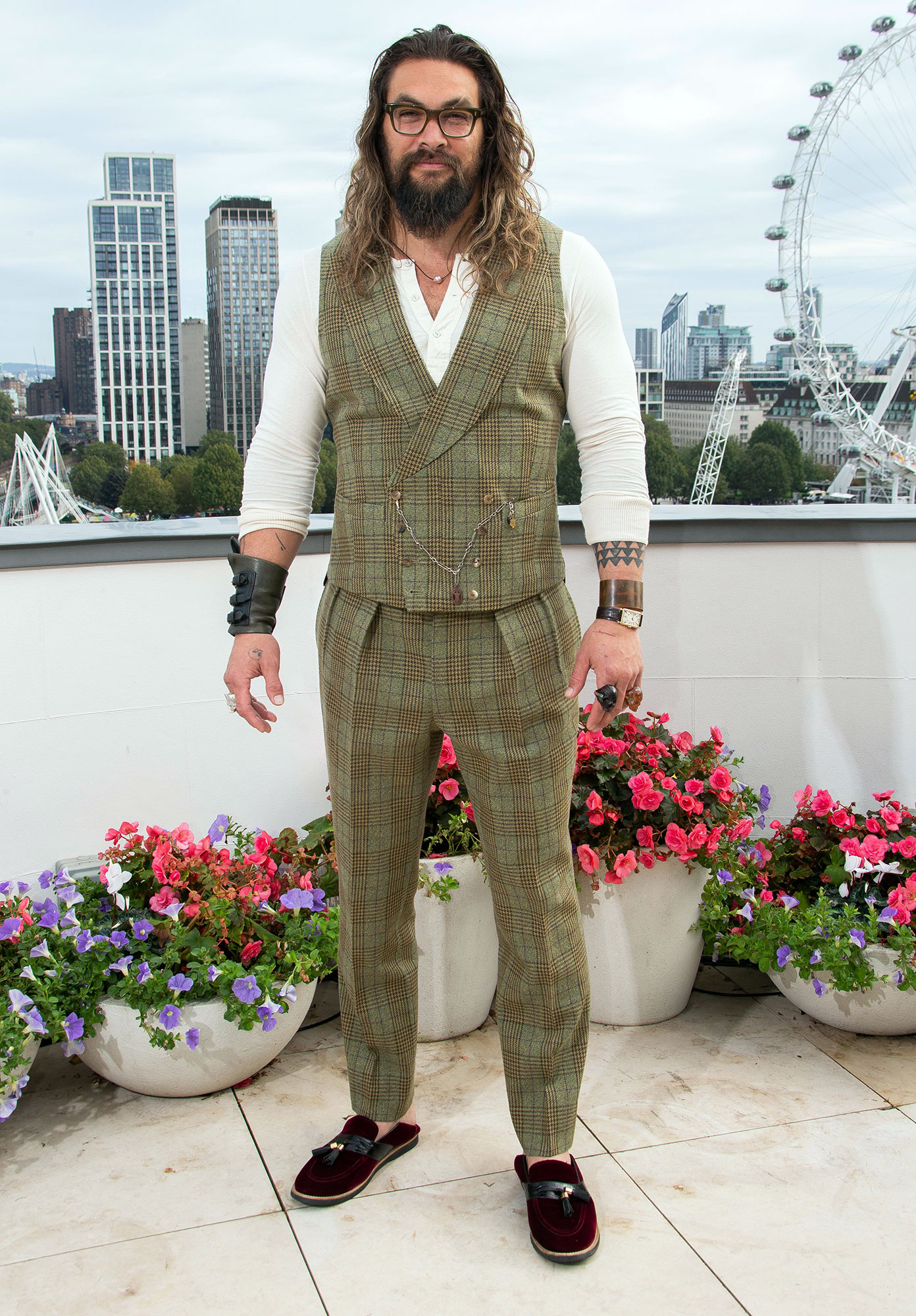 Are All of Jason Momoas Shoes Too Small