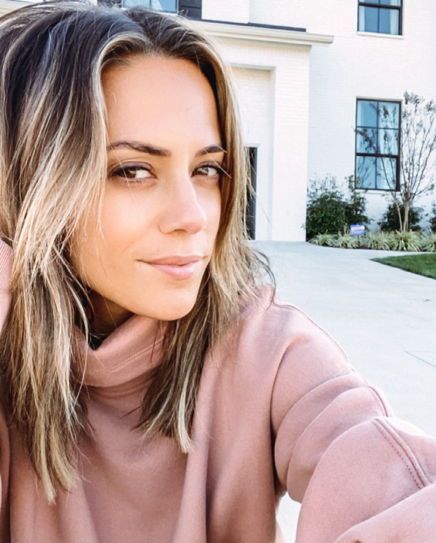 Jana Kramer on first Thanksgiving without kids