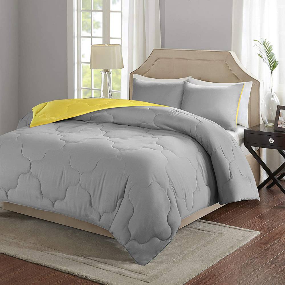 amazon-black-friday-reversible-comforter