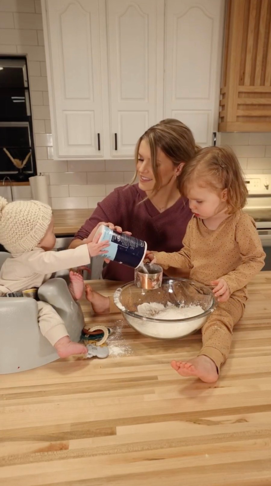 Celebrity Parents Baking Holiday Desserts With Their Kids Josie Bates