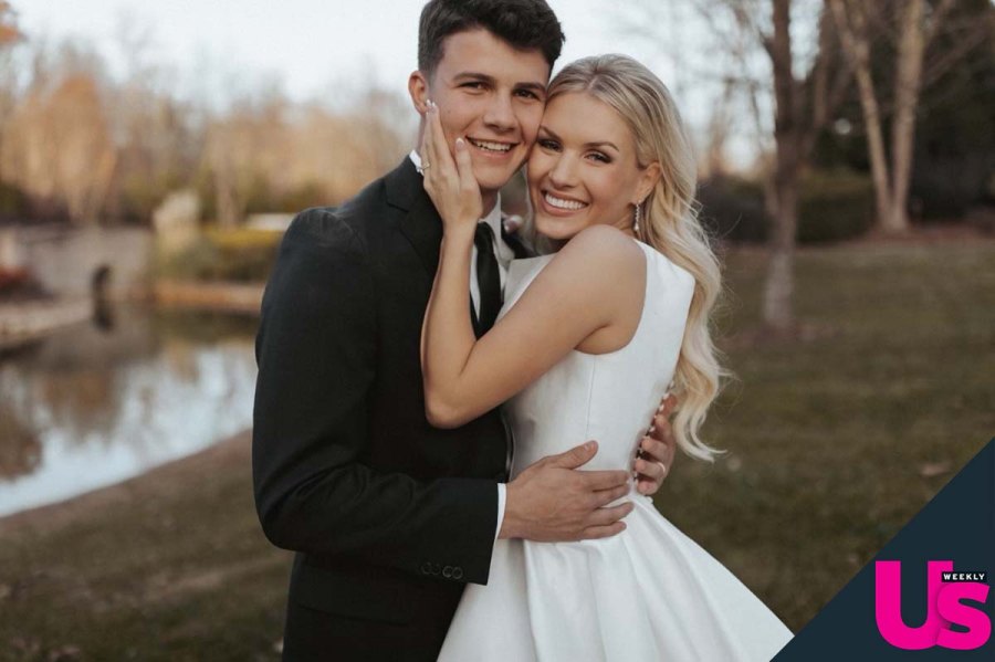 Just Hitched Bringing Up Bates Katie Bates Marries Travis Clark Photos