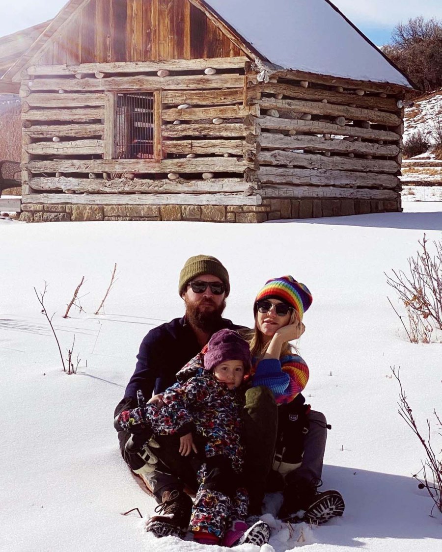 Kate Hudson Snow Getaway