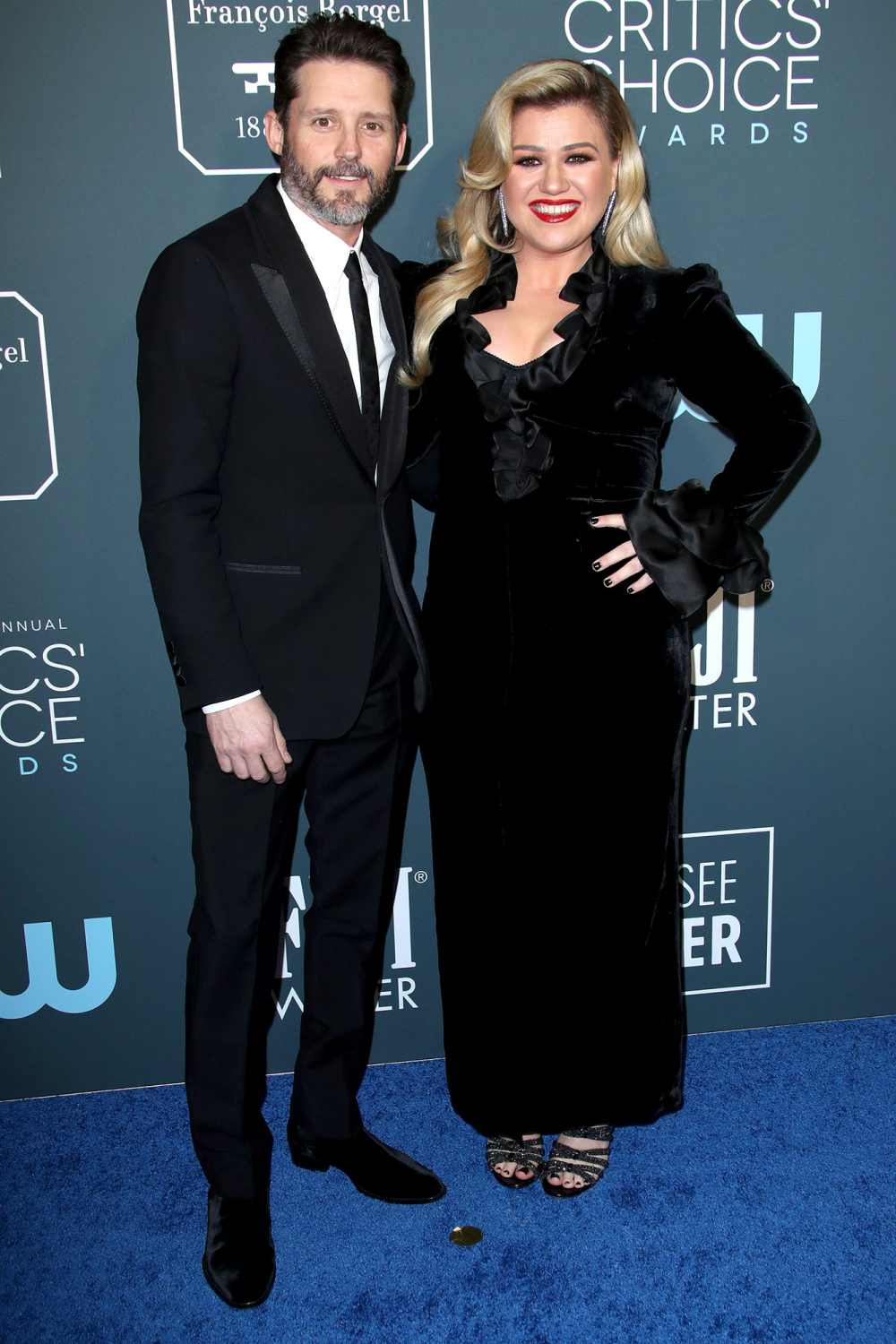 Kelly Clarkson Gets Choked Up Christmas Brandon Blackstock Divorce