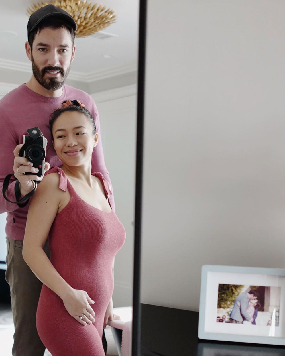 Property Brothers Drew Scott Wife Linda Phan Is Pregnant With Their 1st Baby