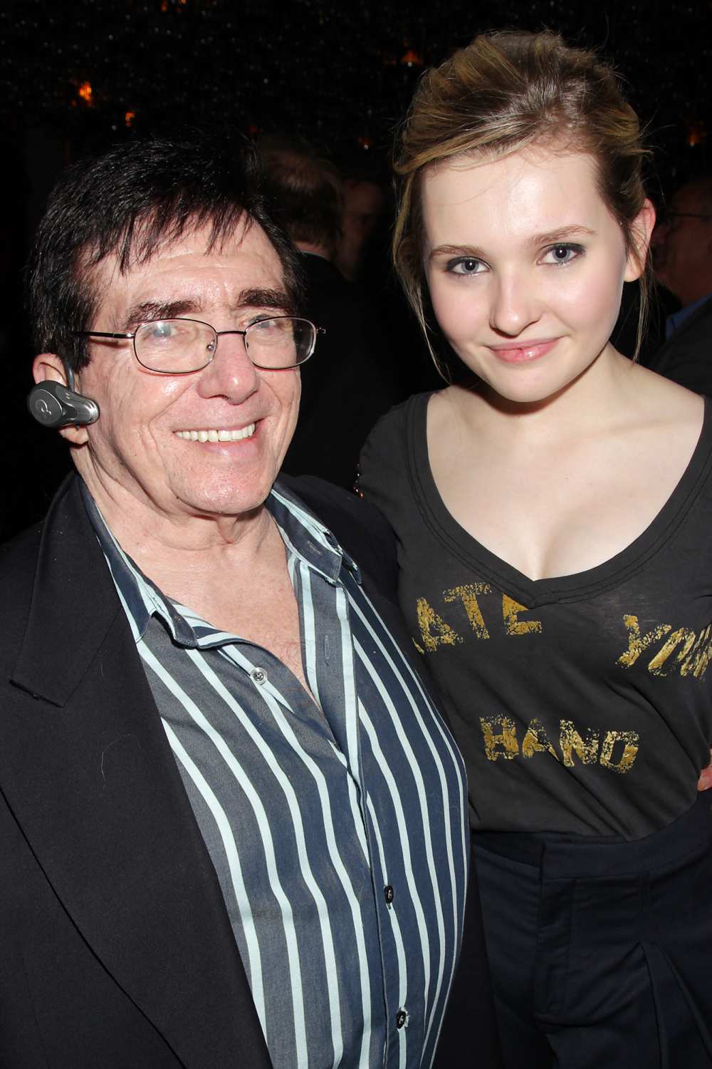 Abigail Breslin Slams Troll Who Mocks Her for Wearing a Mask Amid Dad's Death