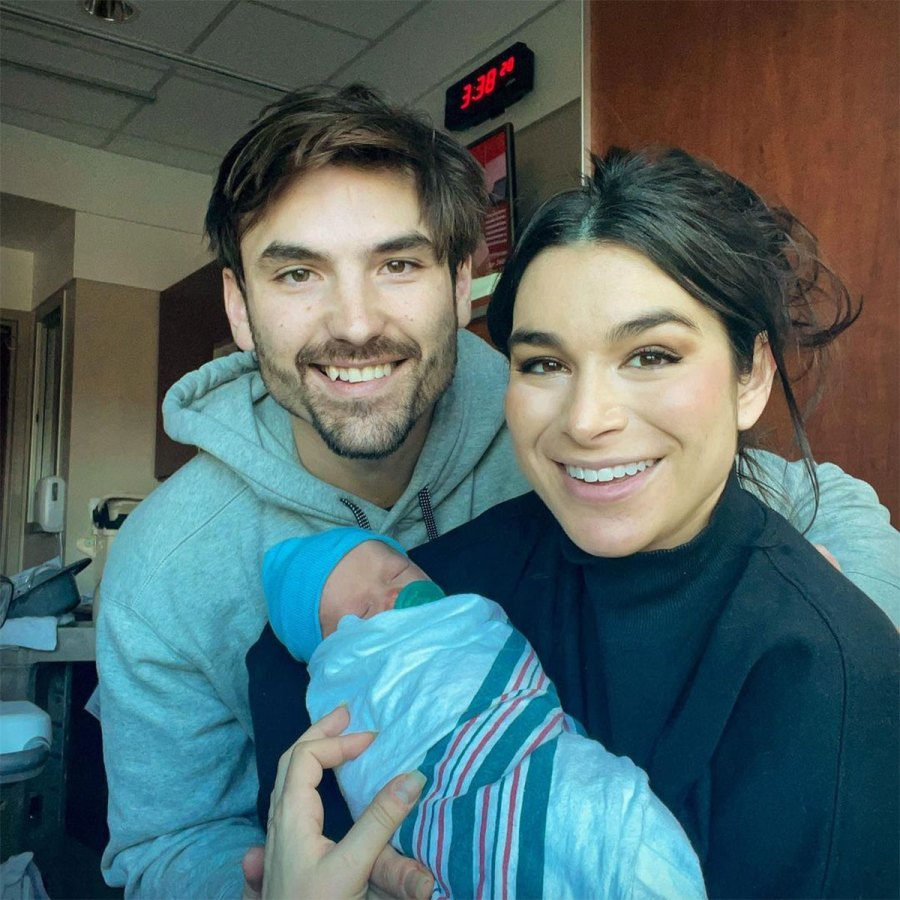 Bachelor Nation Ashley Iaconetti and Jared Haibon Share 1st Photo of Son Dawson 5