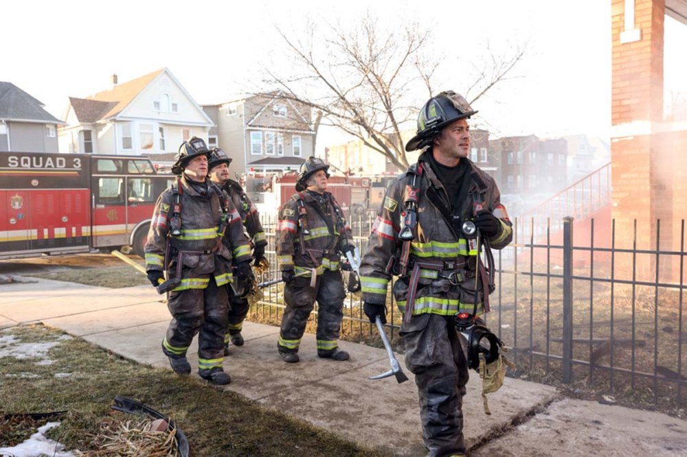 Danger Zone First Look Chicago Fires Kelly Severides Daring Rescue