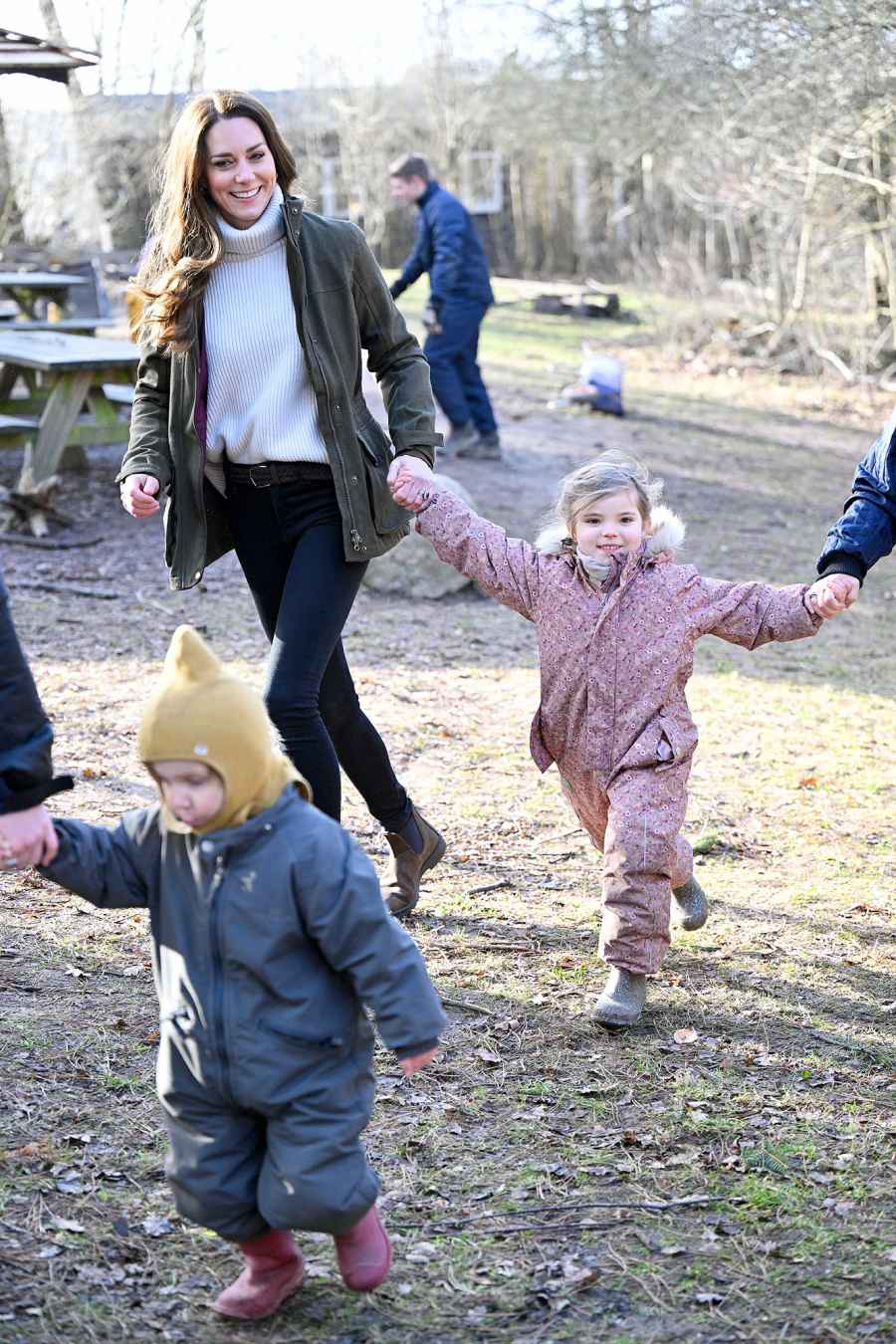 Duchess of Cambridge Kate Middleton Another Baby Stenurten Forest Kindergarten Children 09