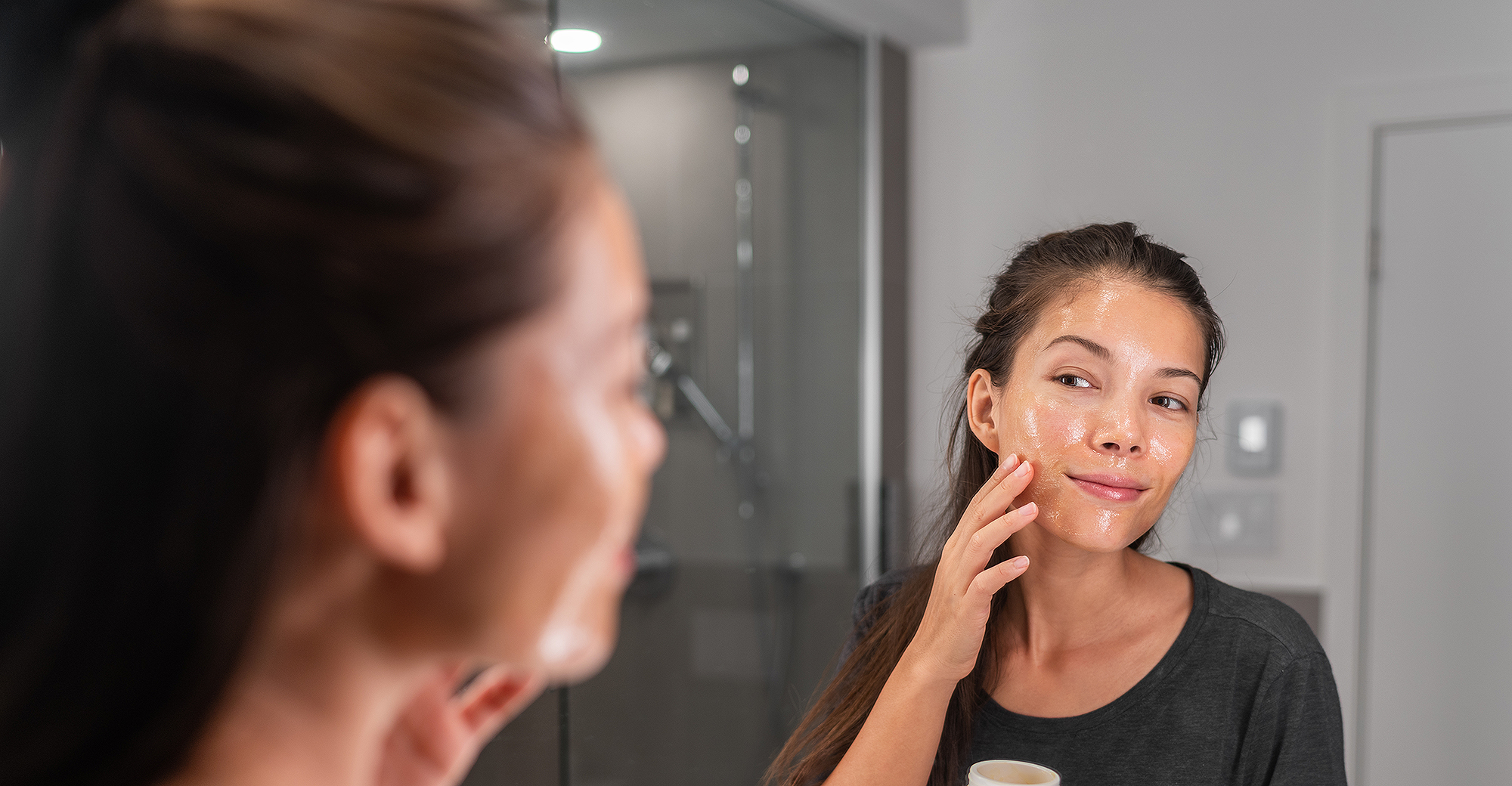 glass-skin-versed-resurfacing-mask