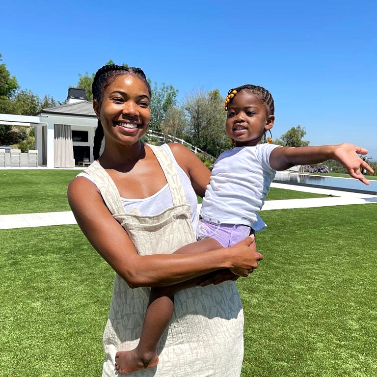 Gabrielle Union’s Daughter Kaavia, 2, Tells Mom Her Breath Stinks in Hilarious Video