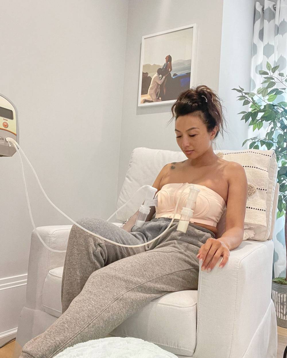 Jeannie Mai Shares Pumping Pics Details Difficult Breast Feeding Struggles