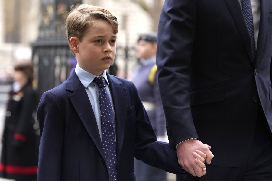 Prince William and Duchess Kate Bring Prince George and Princess Charlotte to Prince Philip Memorial Service 4