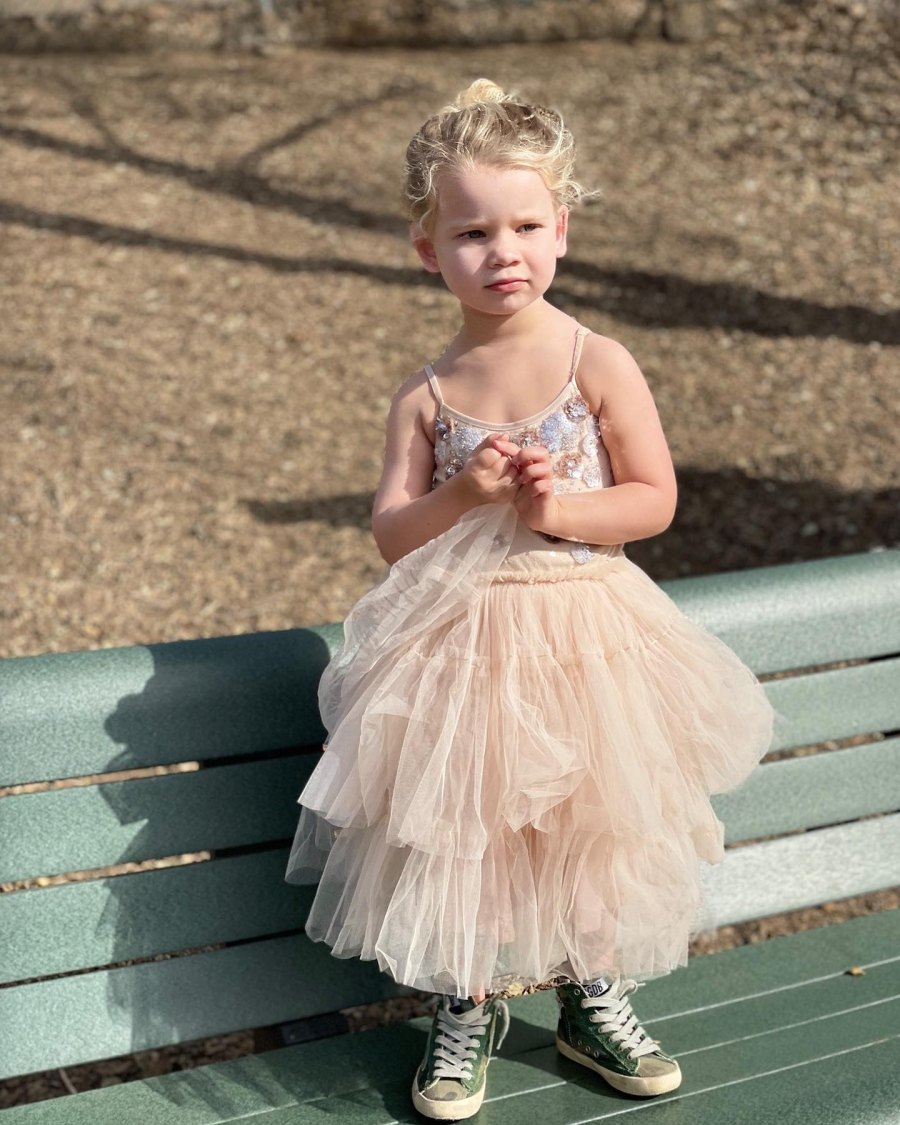 Tutu Obsessed Toddler See Jessica Simpsons Daughter Birdies Pics