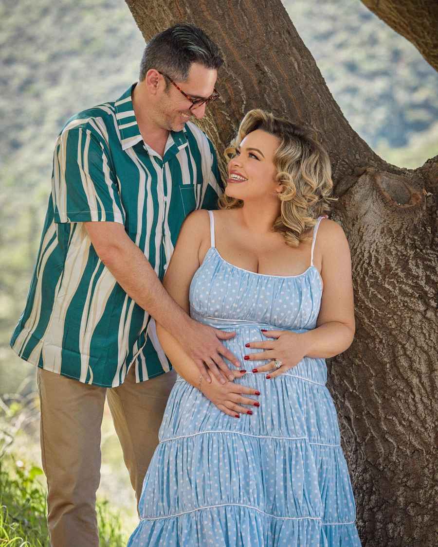 YouTuber Trisha Paytas Marks End 1st Trimester With Maternity Shoot