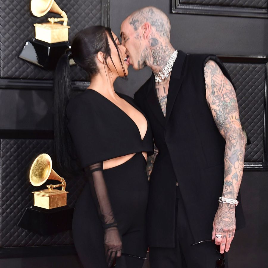 Back In Black Kourtney Kardashian Travis Barker Pack PDA Grammys 2022