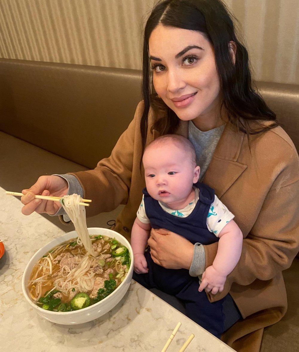 ‘Crazy Pho You’! Olivia Munn and John Mulaney Take Son to 1st Restaurant