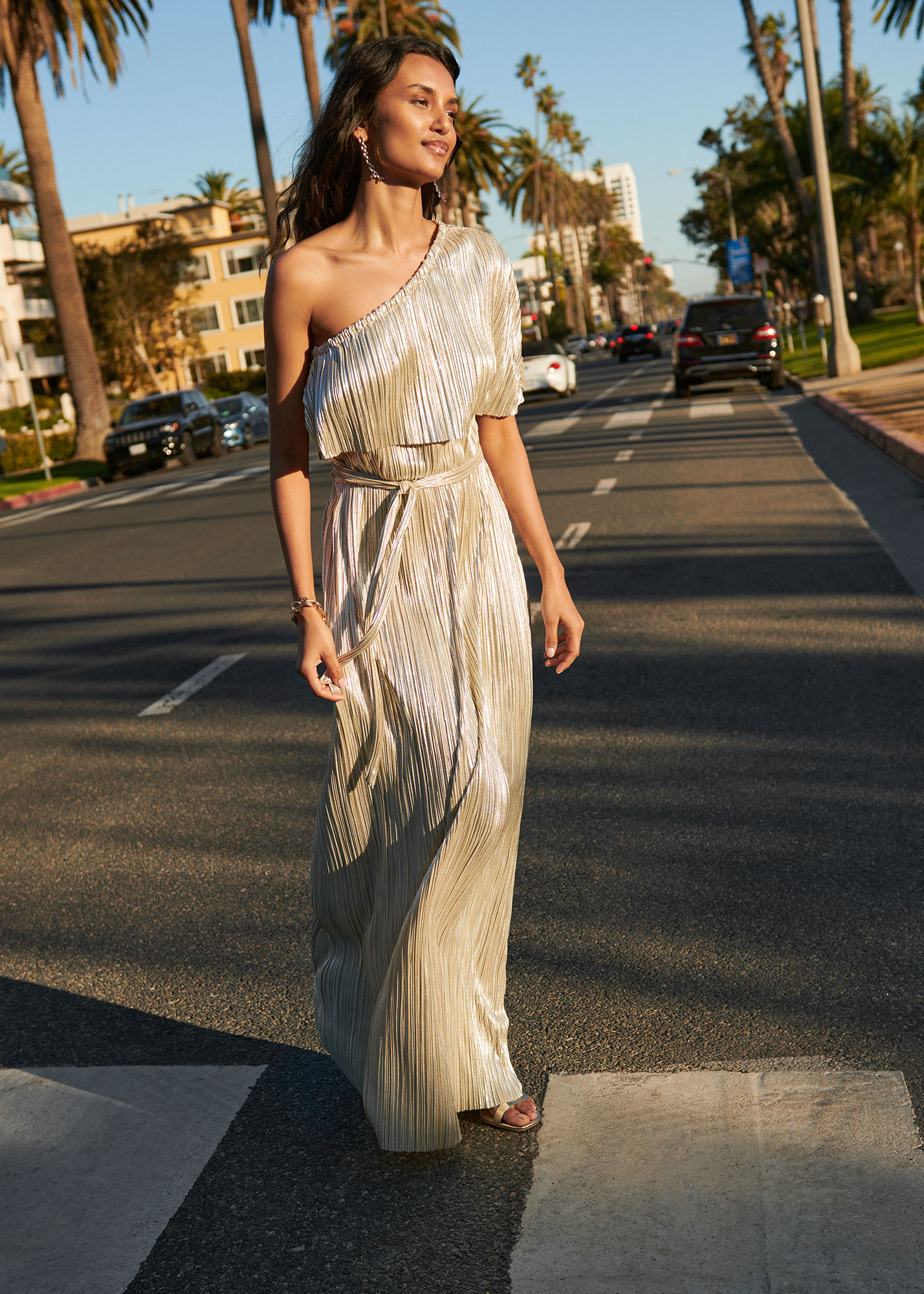 Feature The Express x Rachel Zoe Collection Is an Ode Seventies Glamor