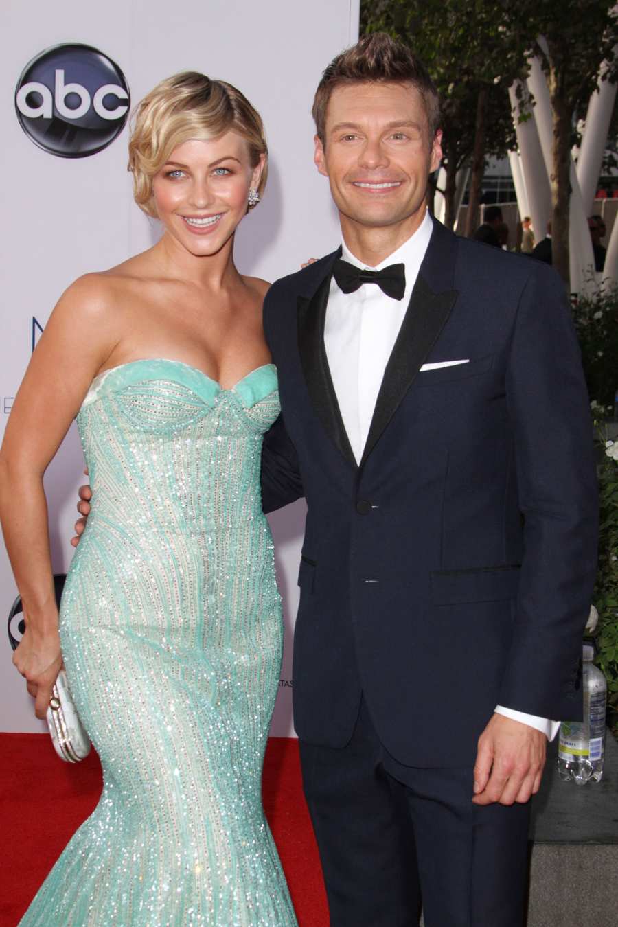 Julianne Hough and Ryan Seacrest’s Relationship Timeline: From Dating to Onscreen Reunions