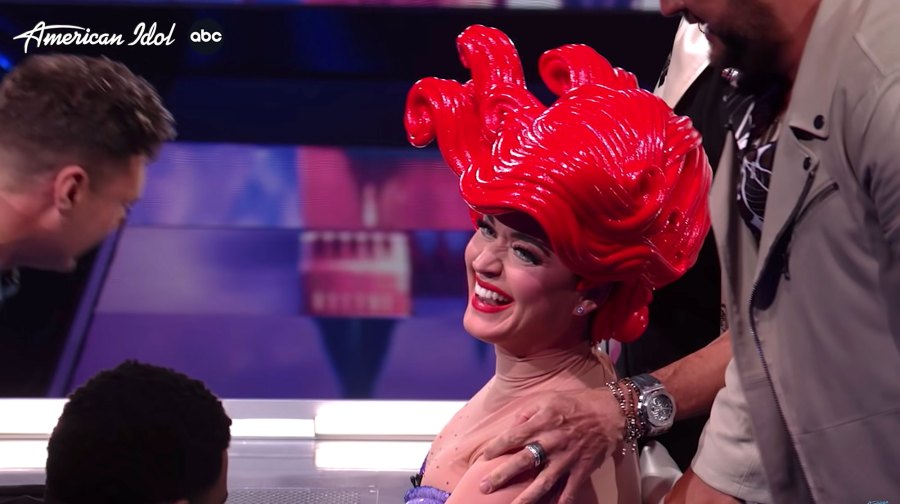 Katy Perry Wipes Out on American Idol While Dressed as Ariel Little Mermaid 2