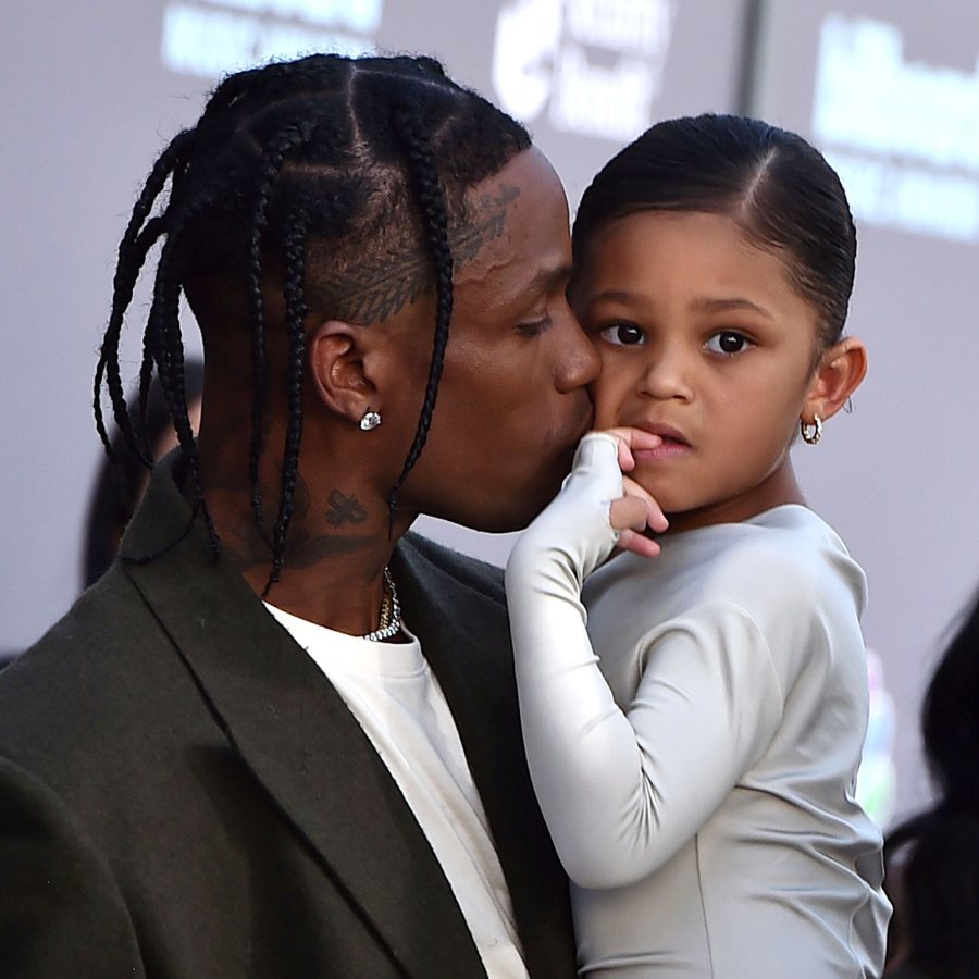 Kylie Jenner Travis Scott Enjoy Night BBMAs With Daughter Stormi