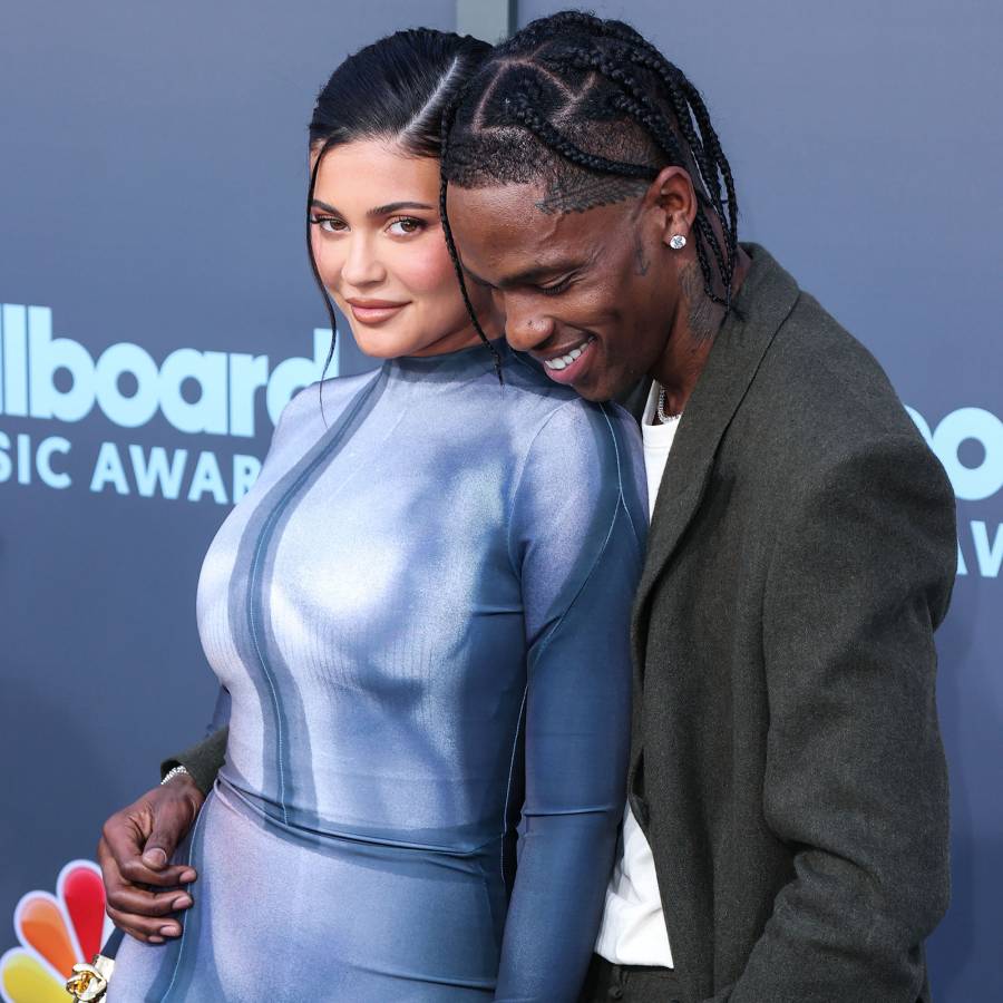 Kylie Jenner Travis Scott Enjoy Night BBMAs With Daughter Stormi