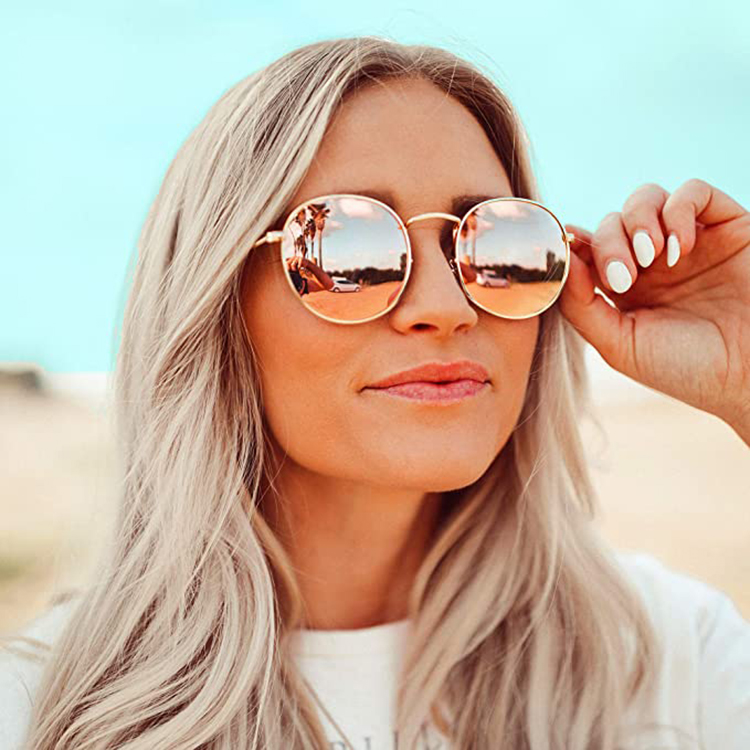 pink sunglasses