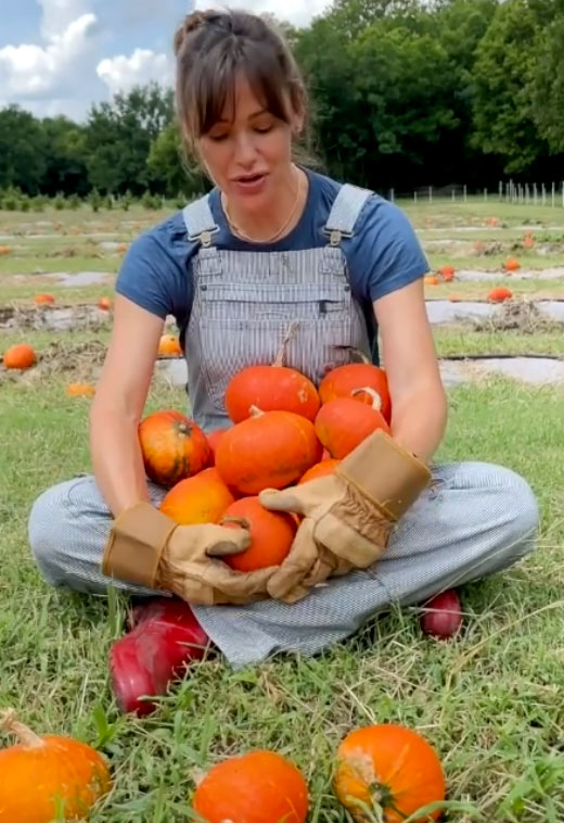 Feeling Festive! Stars at Pumpkin Patches Over the Years Jennifer Garner