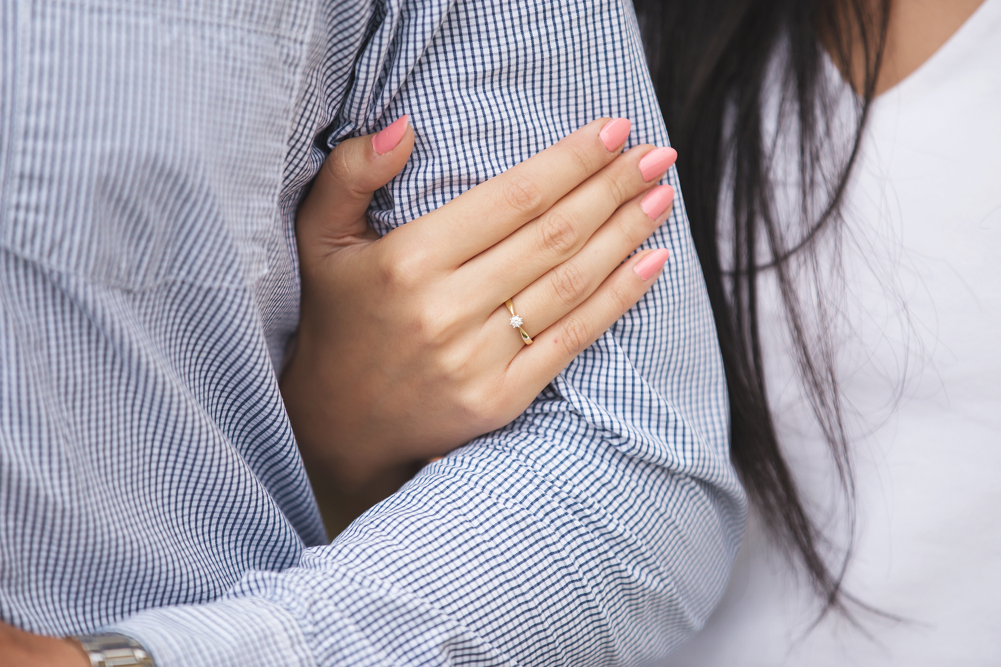 Minimalist-Engagement-Ring-Stock-Photo