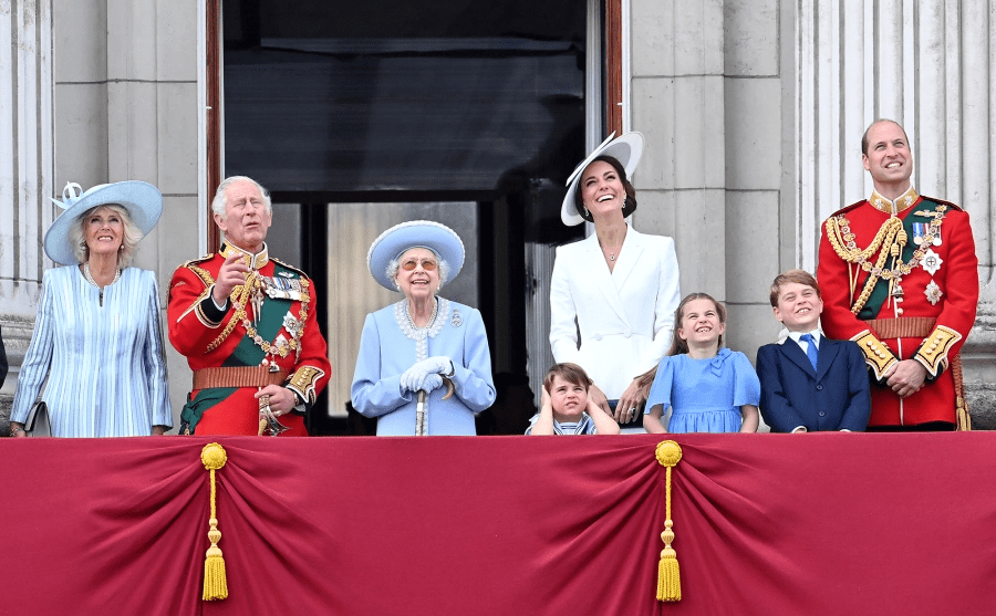 Most Amazing Photos From Queen Elizabeth IIs Platinum Jubilee