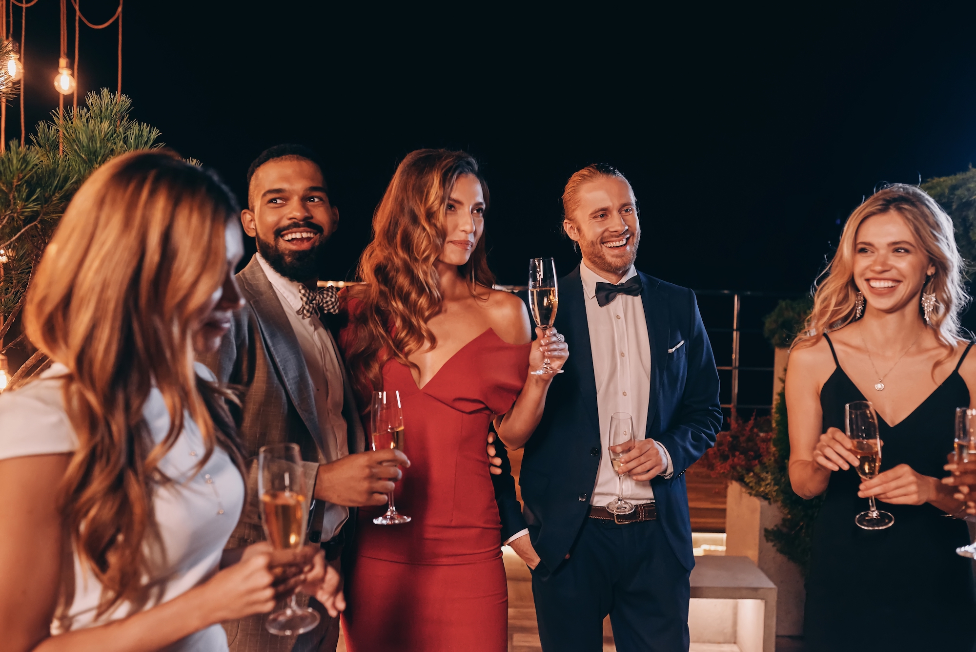 Wedding-Guests-Drinking-Champagne-Stock-Photo
