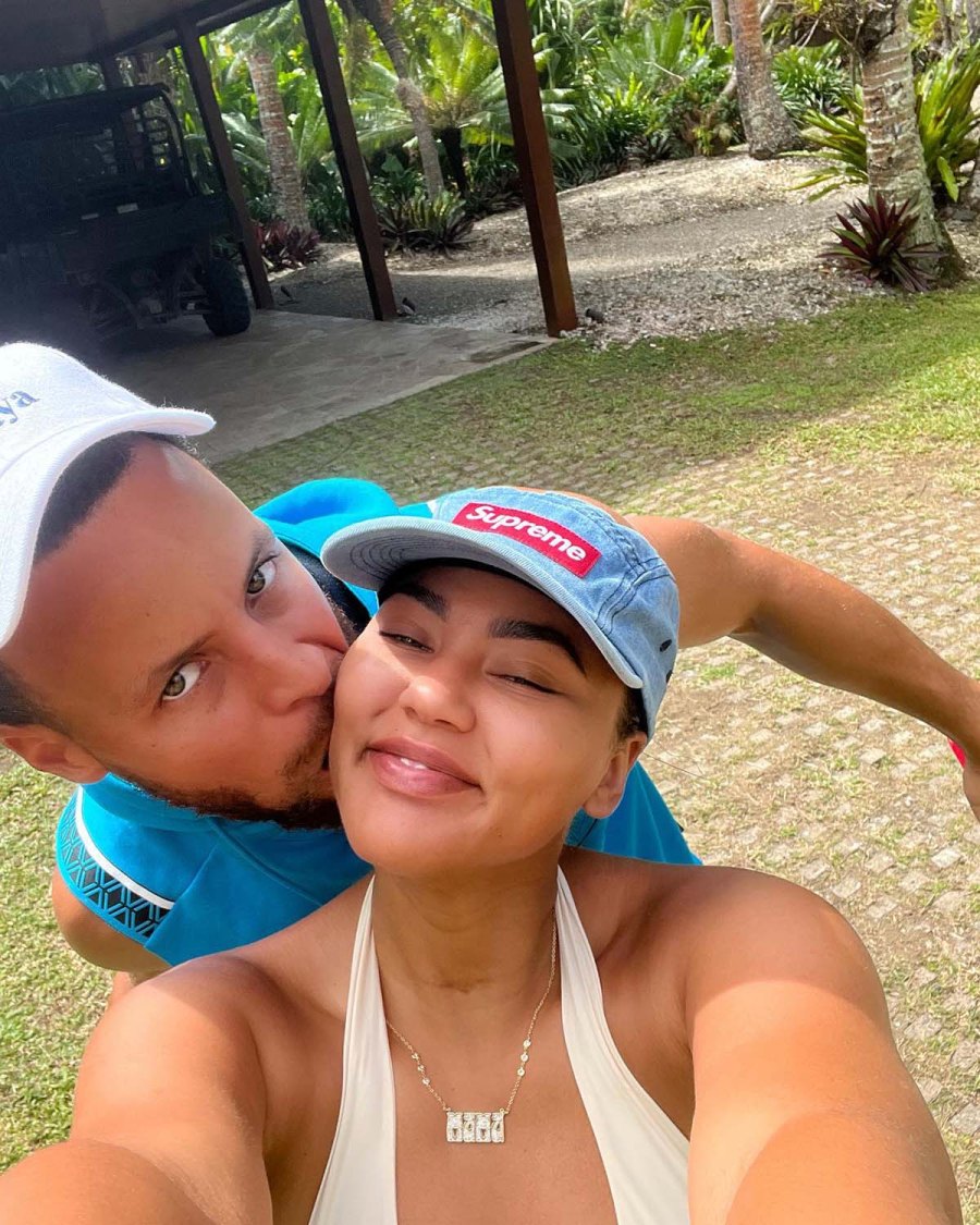 Steph Ayesha Curry Soak Up Sun Vacation Pics