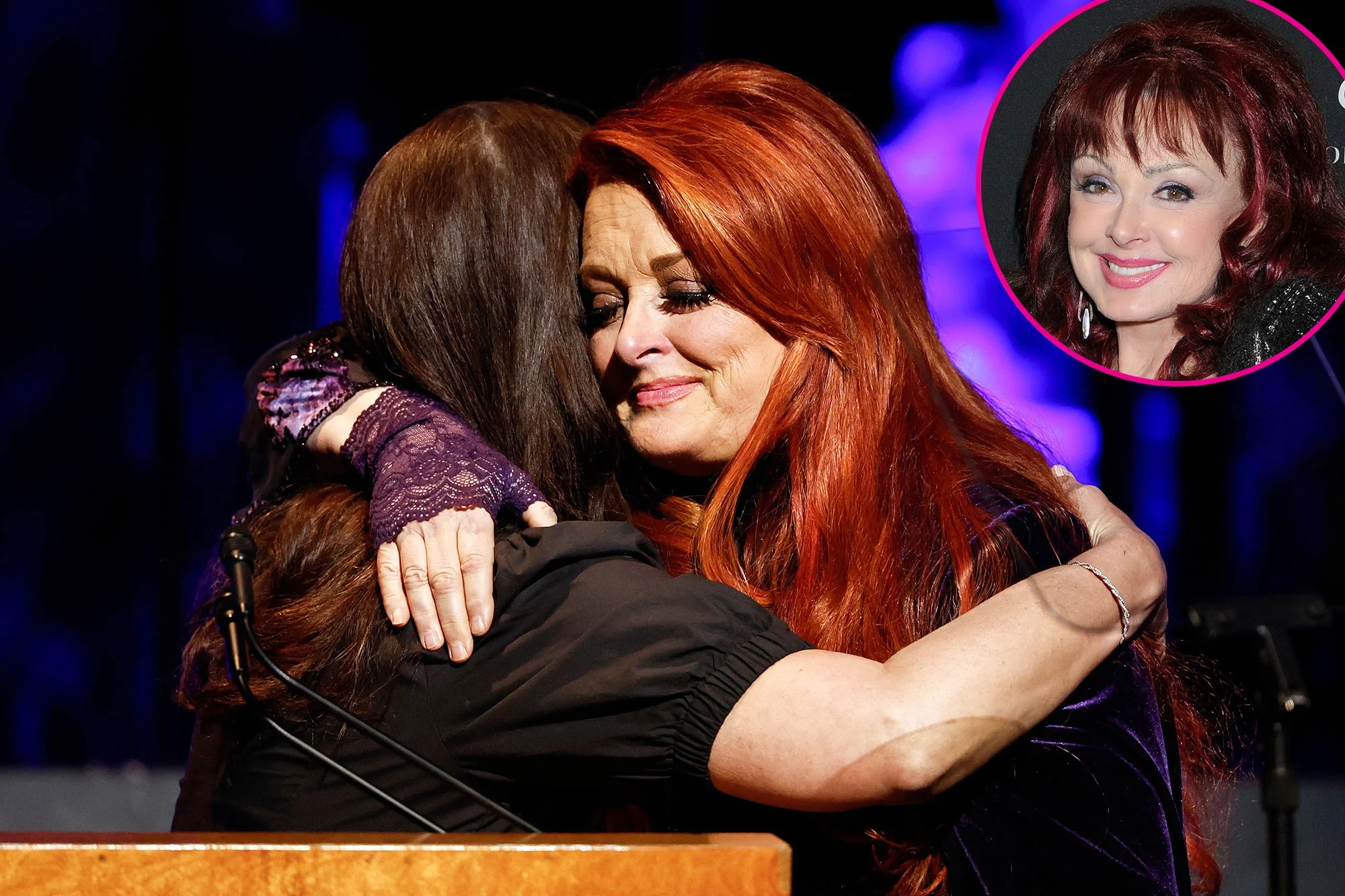 Wynonna Judd Hugs Ashley Judd Inset of Naomi