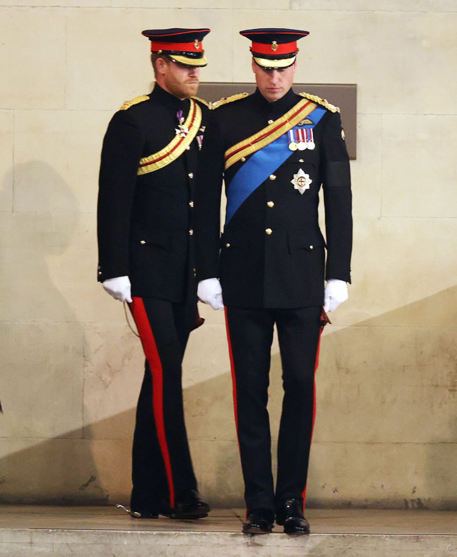 Prince William, Prince Harry and All of the Queen's Grandchildren Hold Vigil for Late Monarch at Westminster Hall