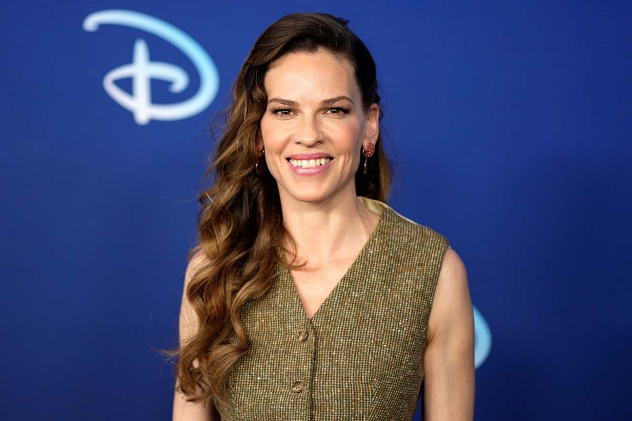 Pregnant Hilary Swank Attends the 2023 Golden Globe Awards