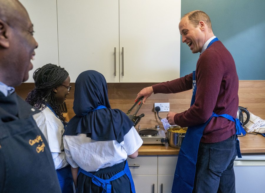 Prince William Makes Solo Appearance Amid Prince Harry's 'Spare' Interviews