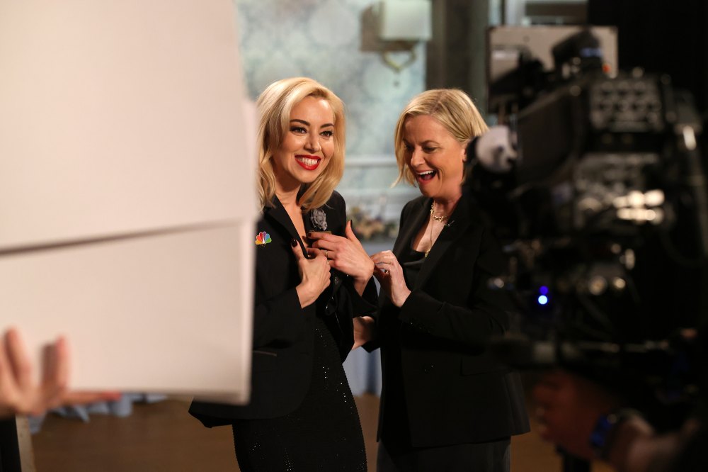 Amy Poehler Surprises Aubrey Plaza During 'SNL' Debut: Watch as They Reprise 'Parks & Rec' Roles