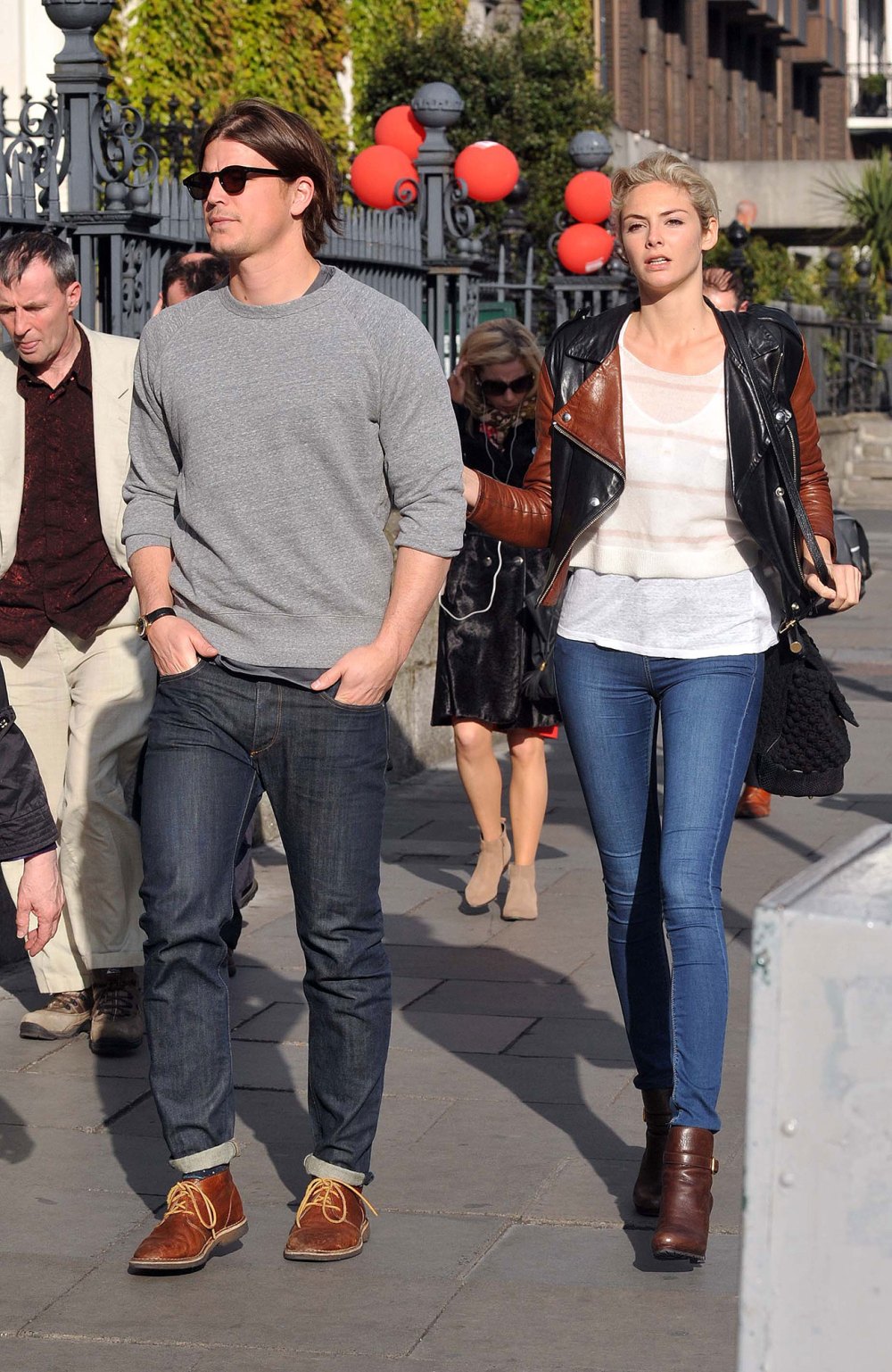 Josh Hartnett Dating Tamsin Egerton: New Couple Steps Out in Ireland