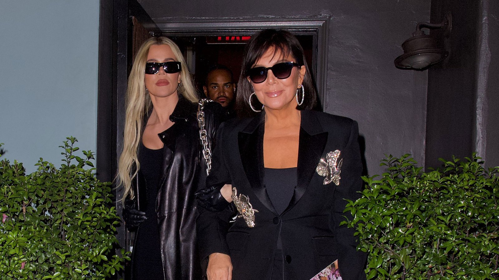 Khloe-Kardashian-and-Kris-Jenner-Good-American-Launch