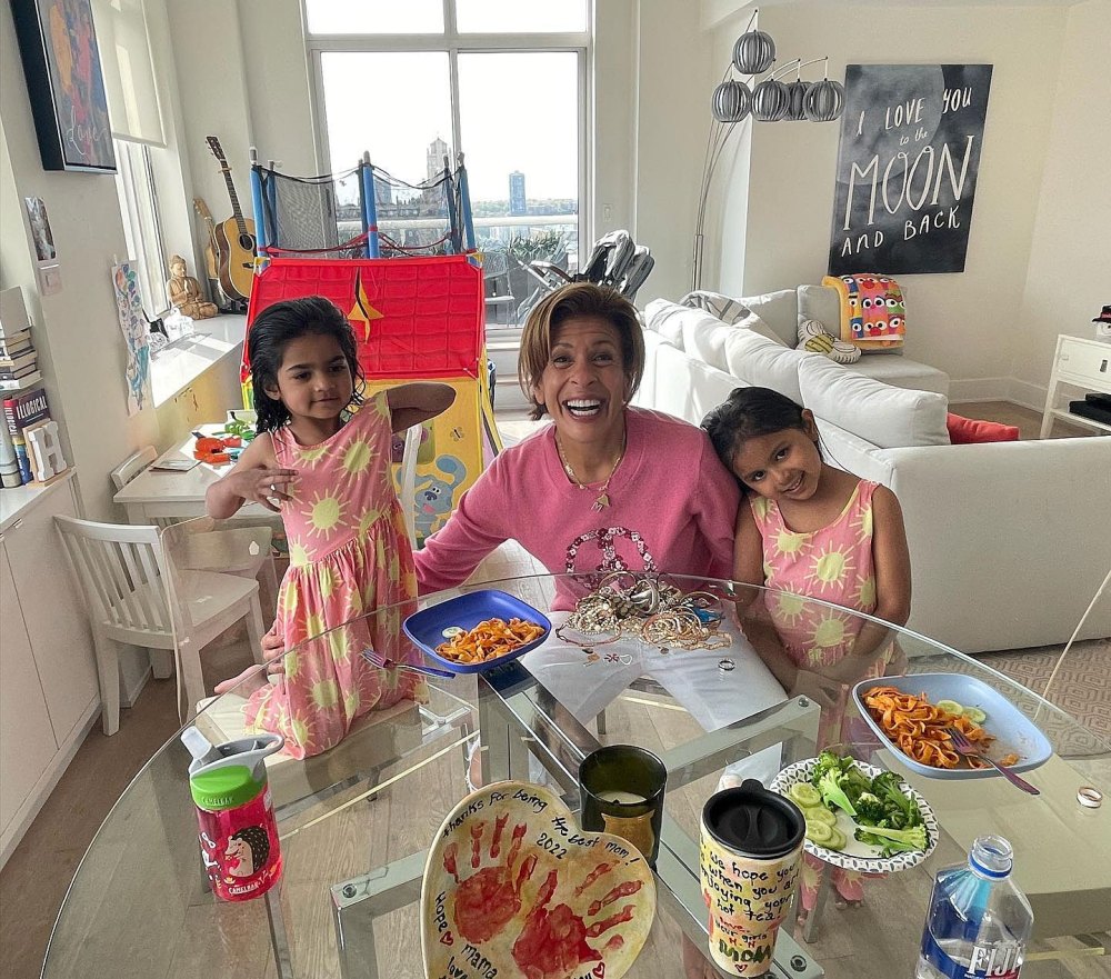 Hoda Kotb Tears Up Reveals Daughter Was in ICU 2