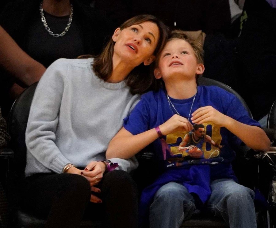 Slam Dunk! Jen Garner Attends Lakers Game With Son in Rare Public Outing