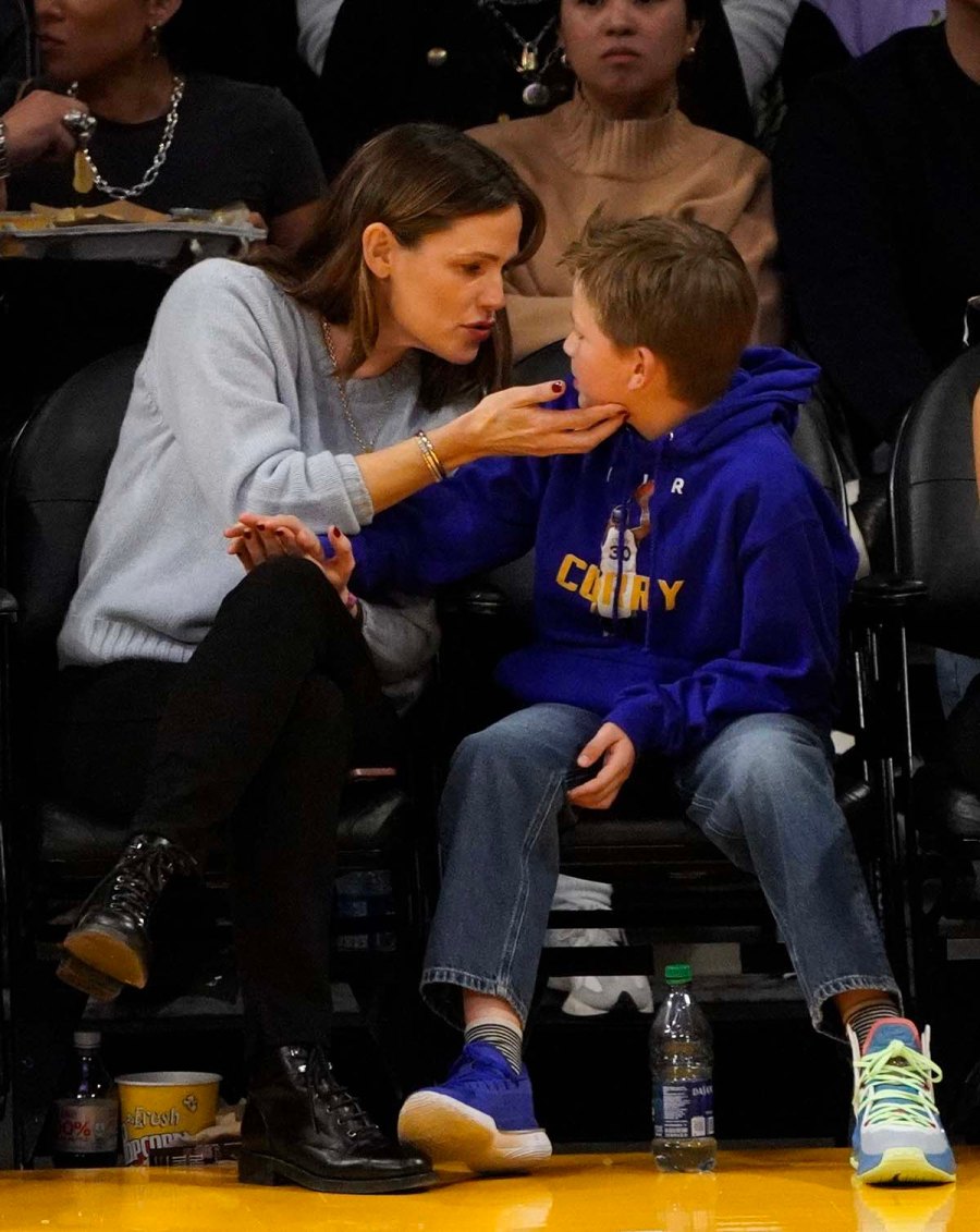 Slam Dunk! Jen Garner Attends Lakers Game With Son in Rare Public Outing