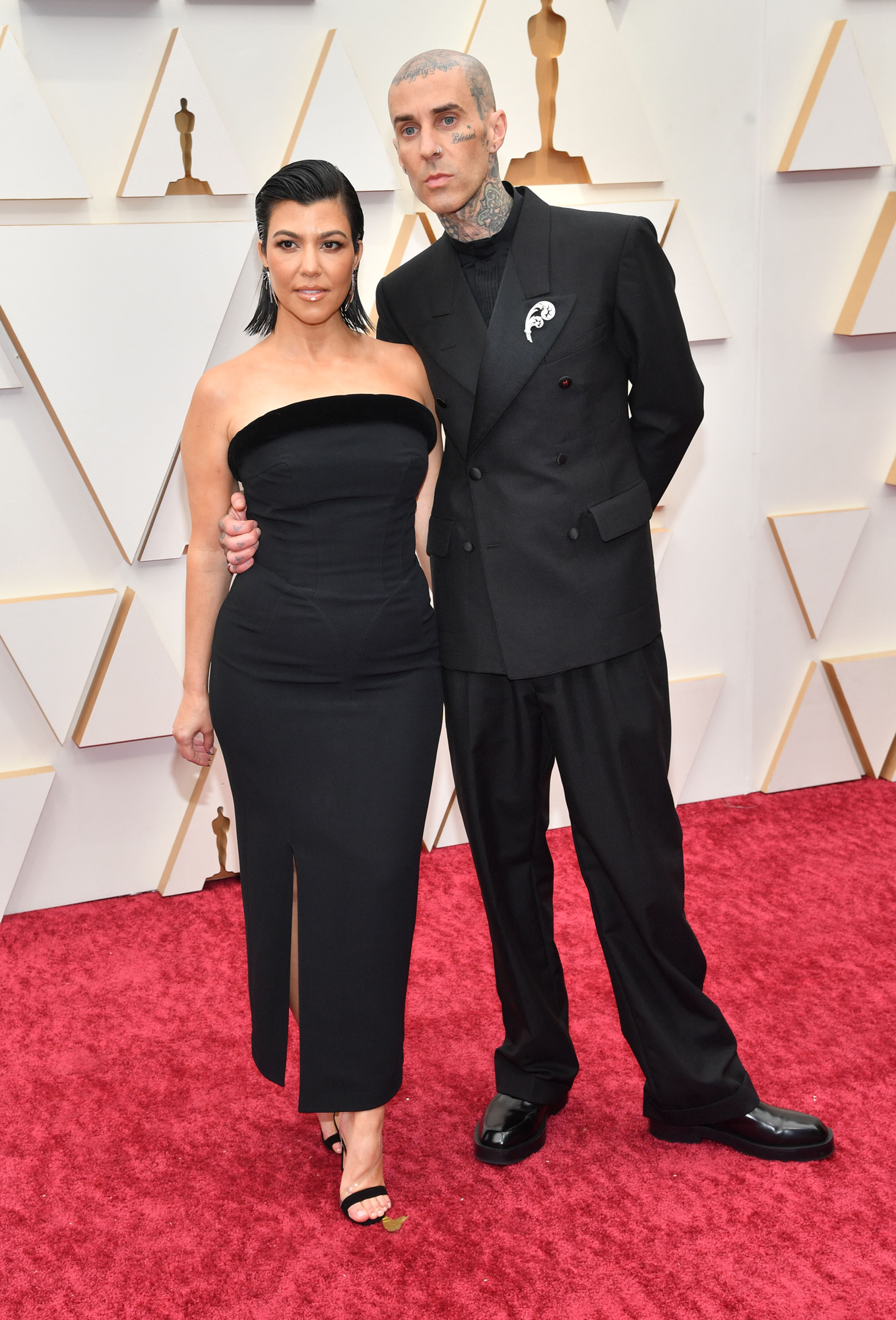 Kourtney Kardashian Shares Never Before Seen Pics of Black Reception Dress