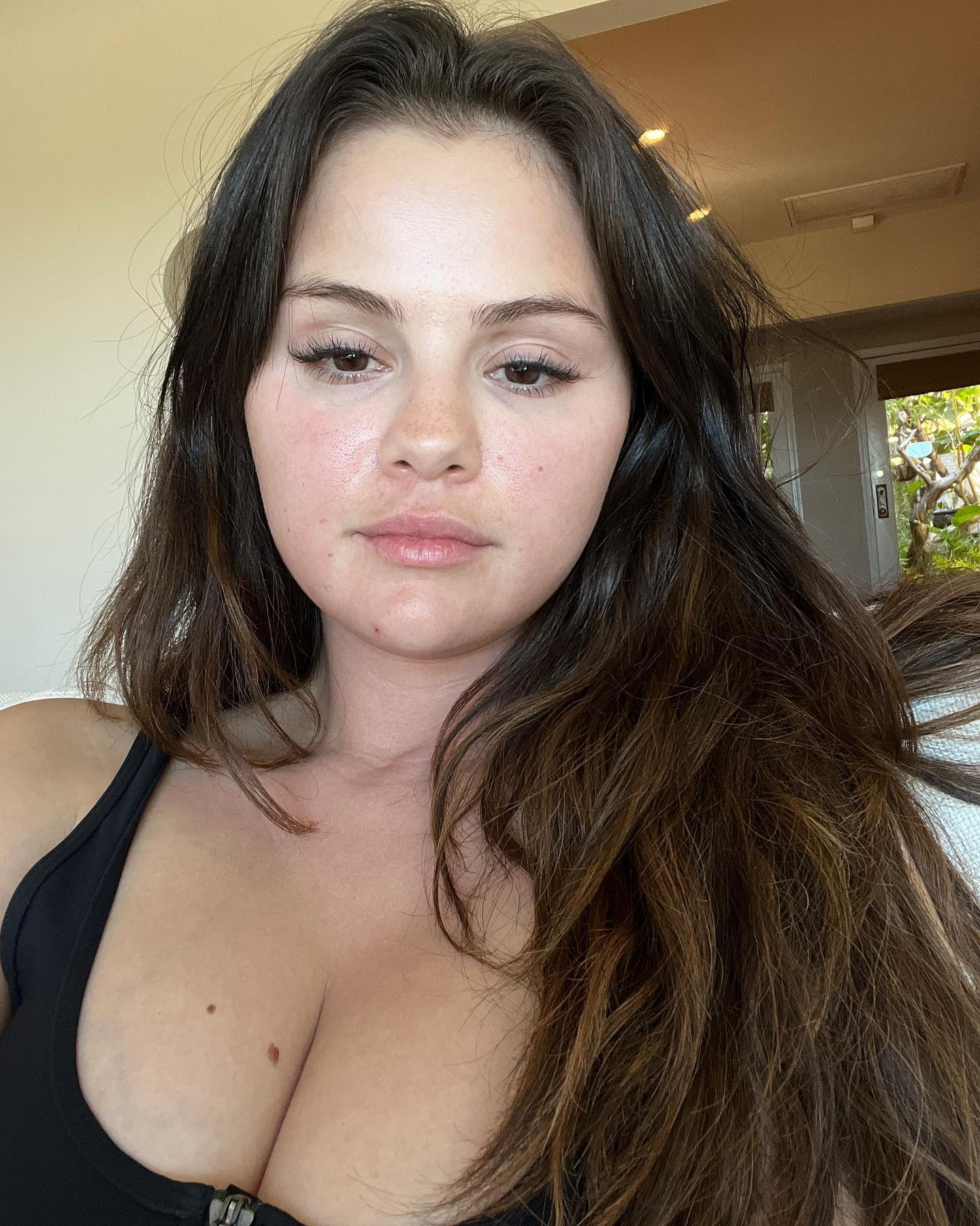 Selena Gomez Instagram selfies 2023