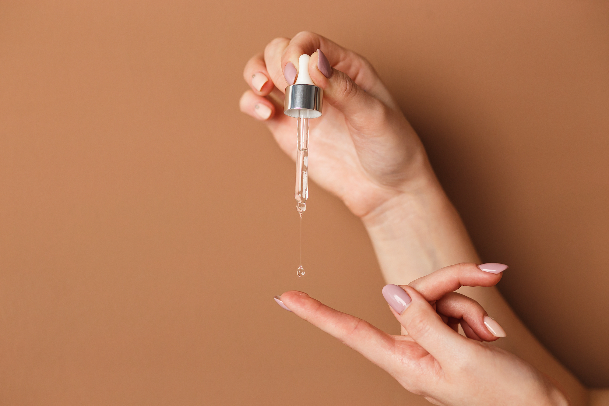 Face-Serum-Stock-Photo