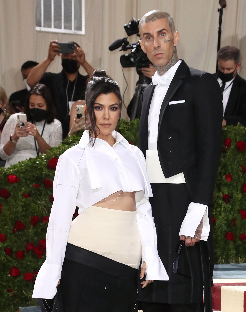 Kourtney Kardashian Marks 1 Year Since Her Las Vegas Wedding Ceremony With Husband Travis Barker 2