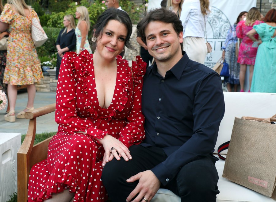 Melanie Lynskey Jokes She Was Heartbroken After Costars Liked Husband Jason Ritter More