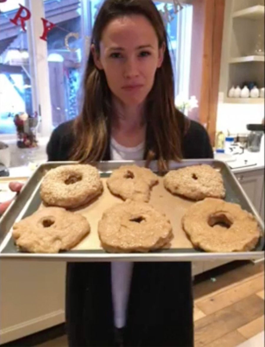 Jennifer Garner's Funniest Food Fails and Recipe Attempts Through the Years